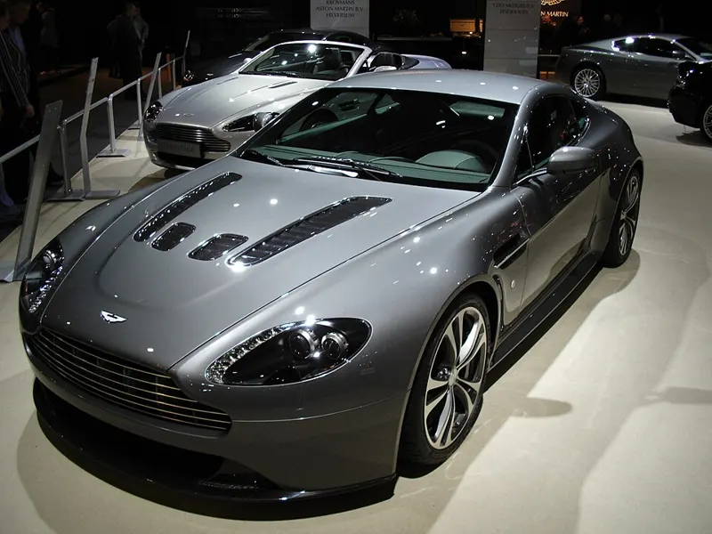 2010 Aston Martin V12 Vantage Coupe
