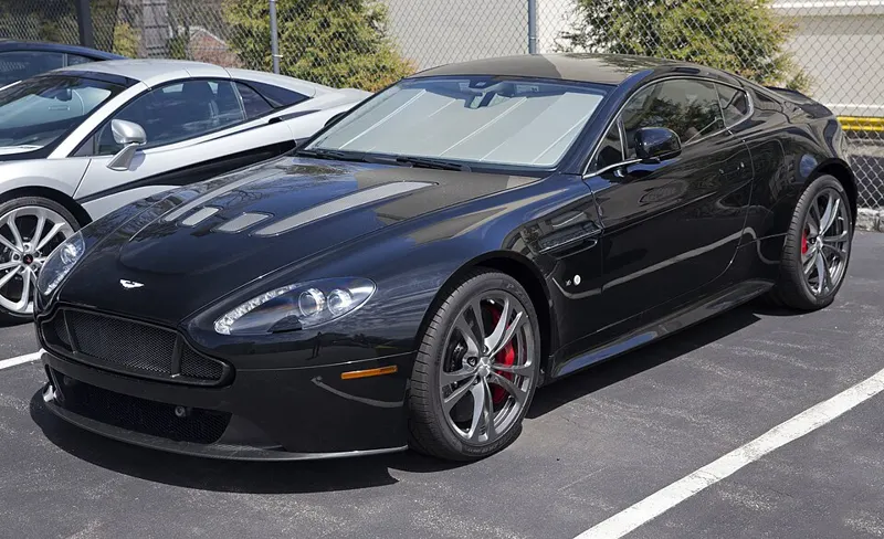 Aston Martin V12 Vantage S
