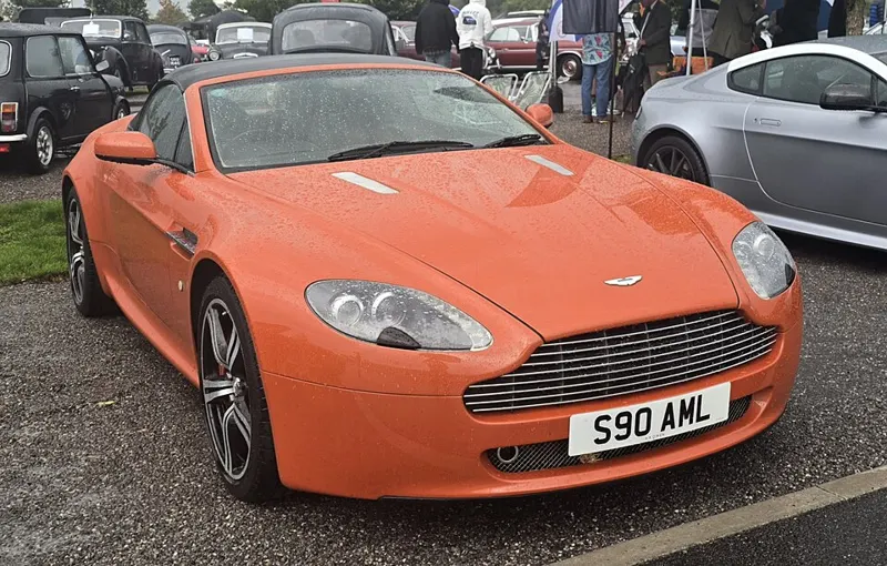 Aston Martin V8 Vantage