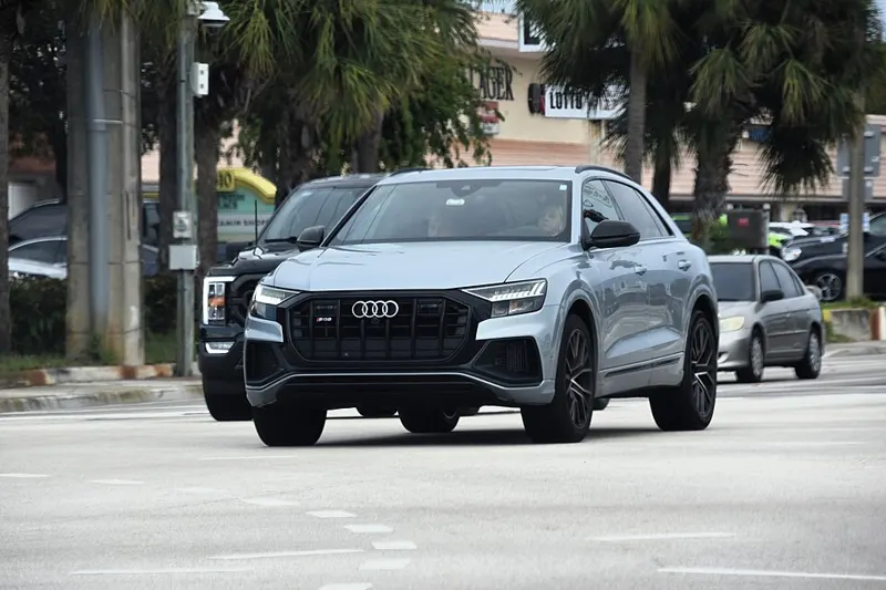 Audi SQ8 E-tron