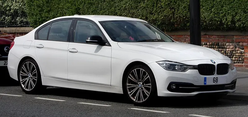 BMW 320I