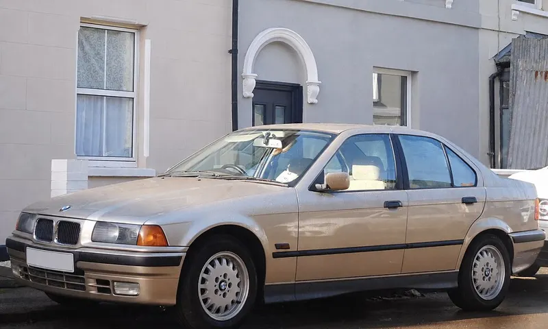 BMW 325IA