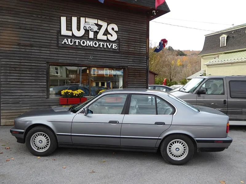 1994 BMW 525I