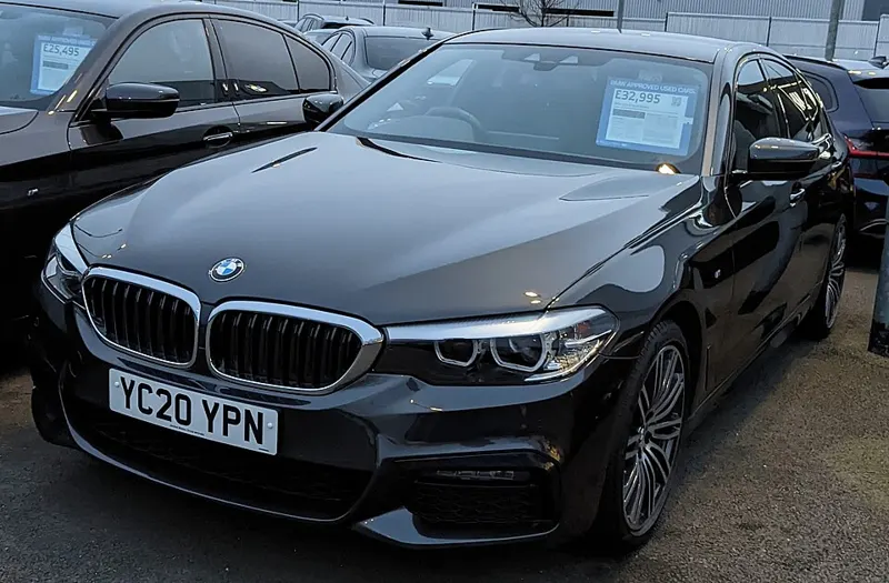 2022 BMW 530I