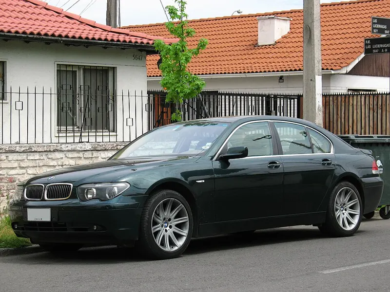 2004 BMW 745I