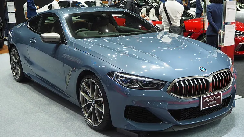 BMW 850I