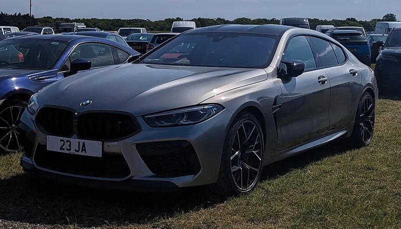 2021 BMW M8