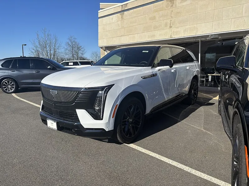 Cadillac Escalade Iq