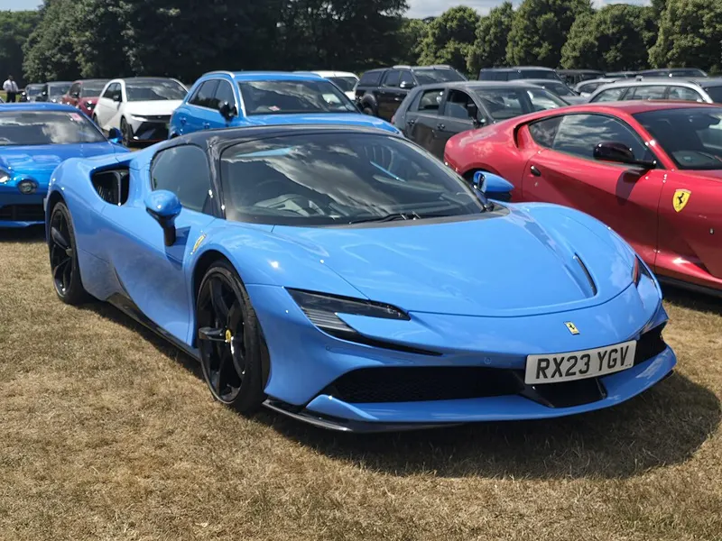 Ferrari SF90 Spider