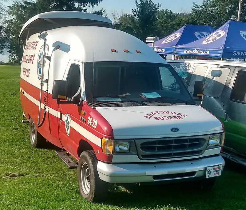 Ford E-150