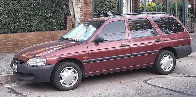 2000 Ford Escort