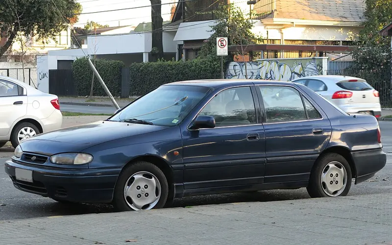 1997 Hyundai Elantra