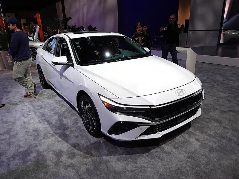 Hyundai Elantra Hybrid