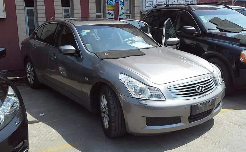 Infiniti G37