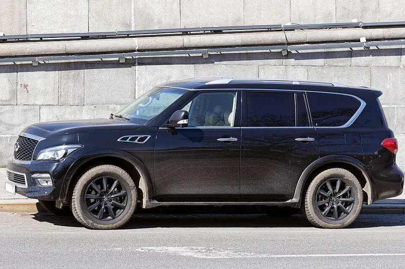 Infiniti QX80