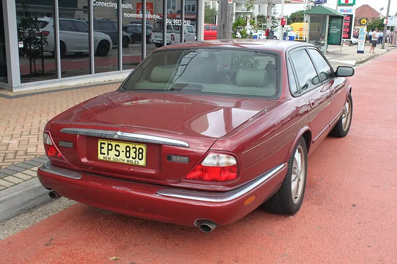1998 Jaguar XJ8
