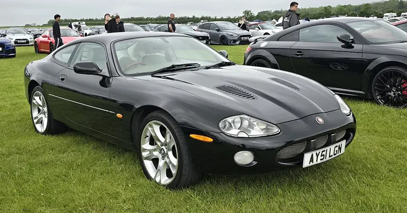 2001 Jaguar Xkr