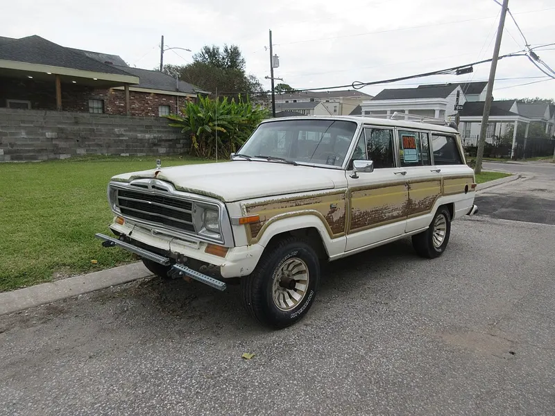 Jeep Grand Wagoneer