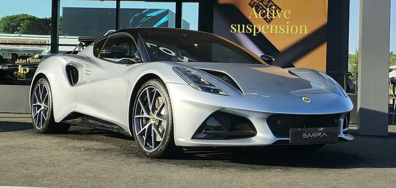 Lotus Emira