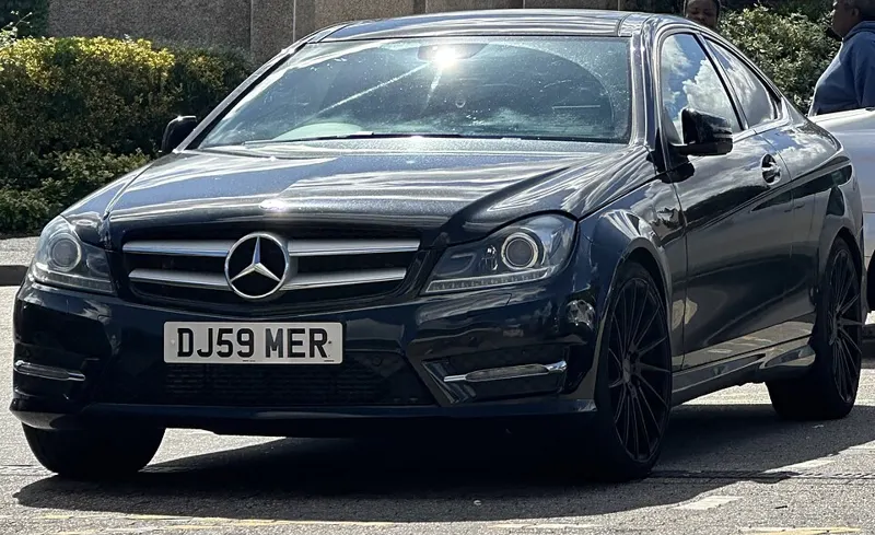 Mercedes-Benz C250