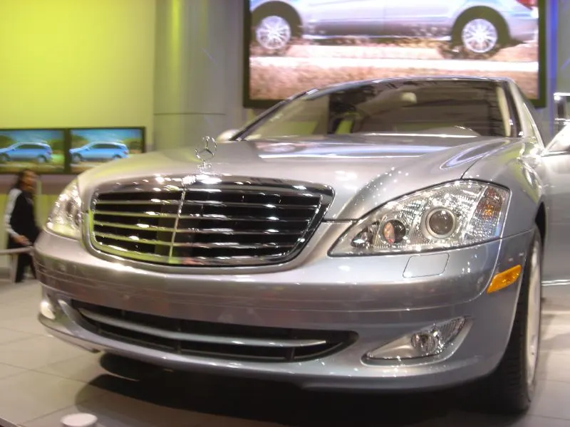 Mercedes-Benz S430