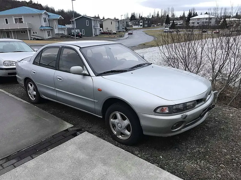 1990 Mitsubishi Galant