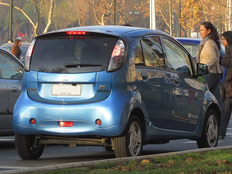 2012 Mitsubishi I-miev