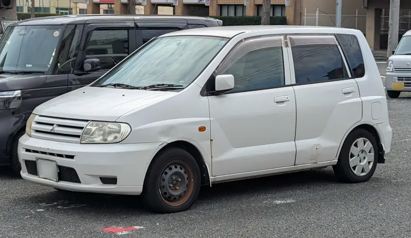 2002 Mitsubishi Mirage