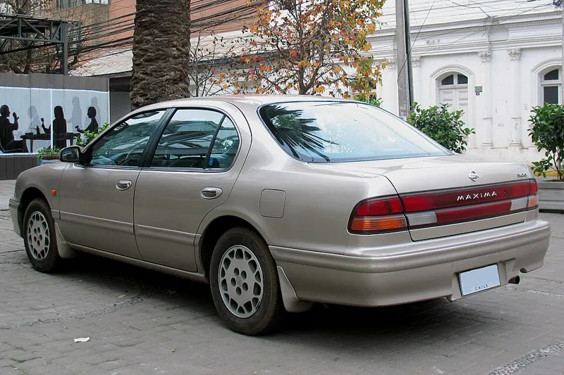 2000 Nissan Maxima