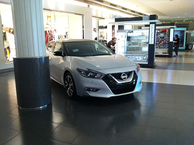 Nissan Maxima