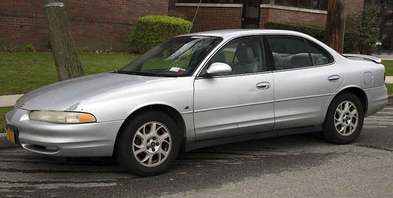 Oldsmobile Intrigue