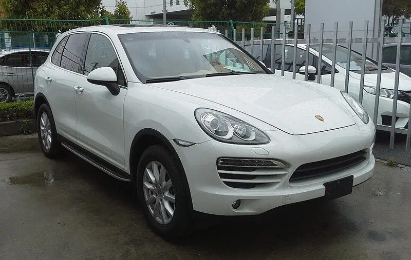 2015 Porsche Cayenne S E-hybrid