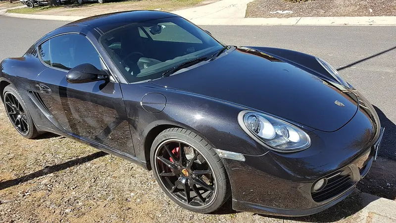 Porsche Cayman R