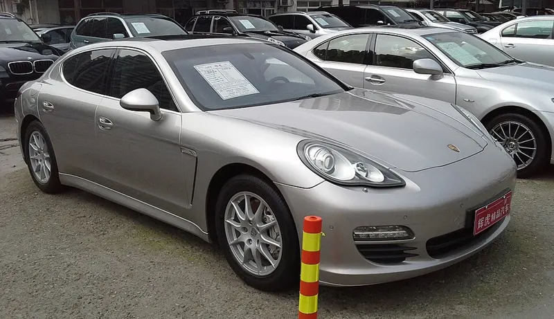 Porsche Panamera S E-hybrid