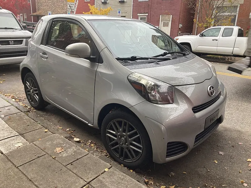Scion Iq