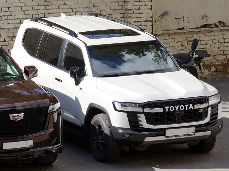 Toyota Land Cruiser Hybrid