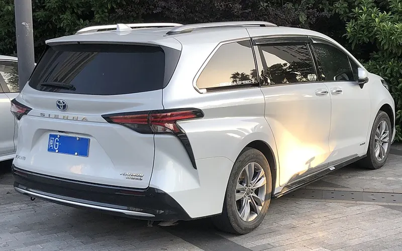 Toyota Sienna Hybrid