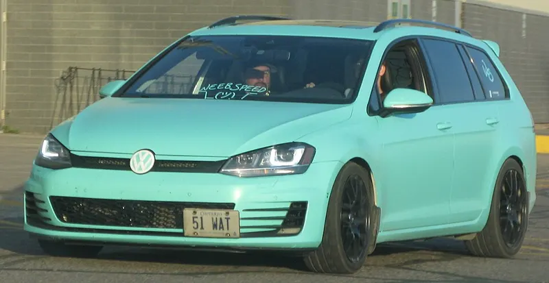 Volkswagen Golf Sportwagen