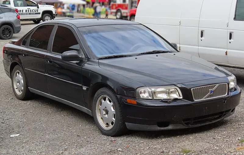 2002 Volvo S80