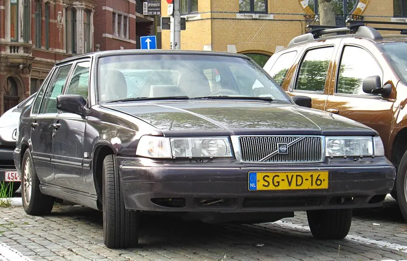 1998 Volvo S90