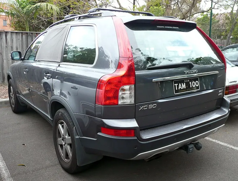 2004 Volvo XC90